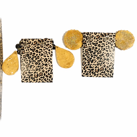 Tiger Frenzy by Jazzy Jewelz Tiger Print Earrings - Picture 2 of 2